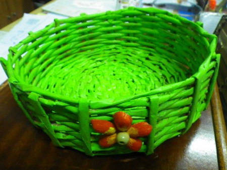 Cistell rodó amb flor